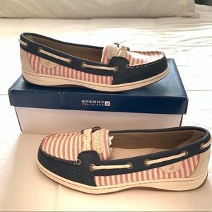 🌙SPERRY TOPSIDERS